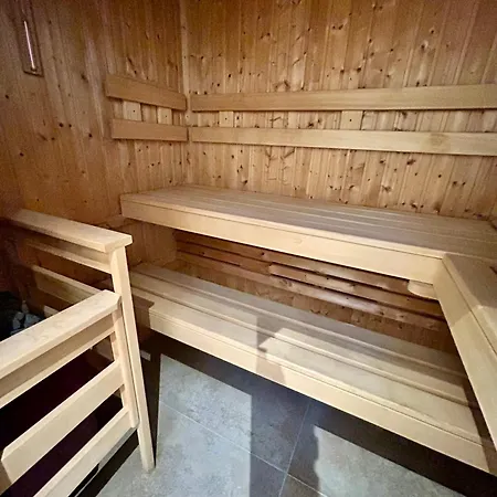 בית נופש Knusperhaeuschen Mit Sauna Herschbach
